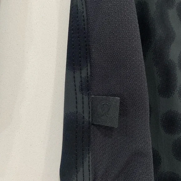 Lululemon button up animal print shirt - Picture 7 of 11